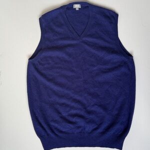 Uniqlo cashmere Men's L Deep Blue V-Neck Sweater Vest